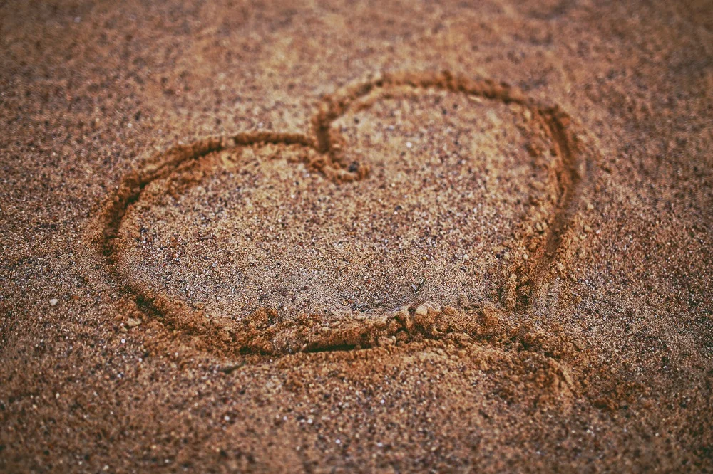 heart-on-the-sand
