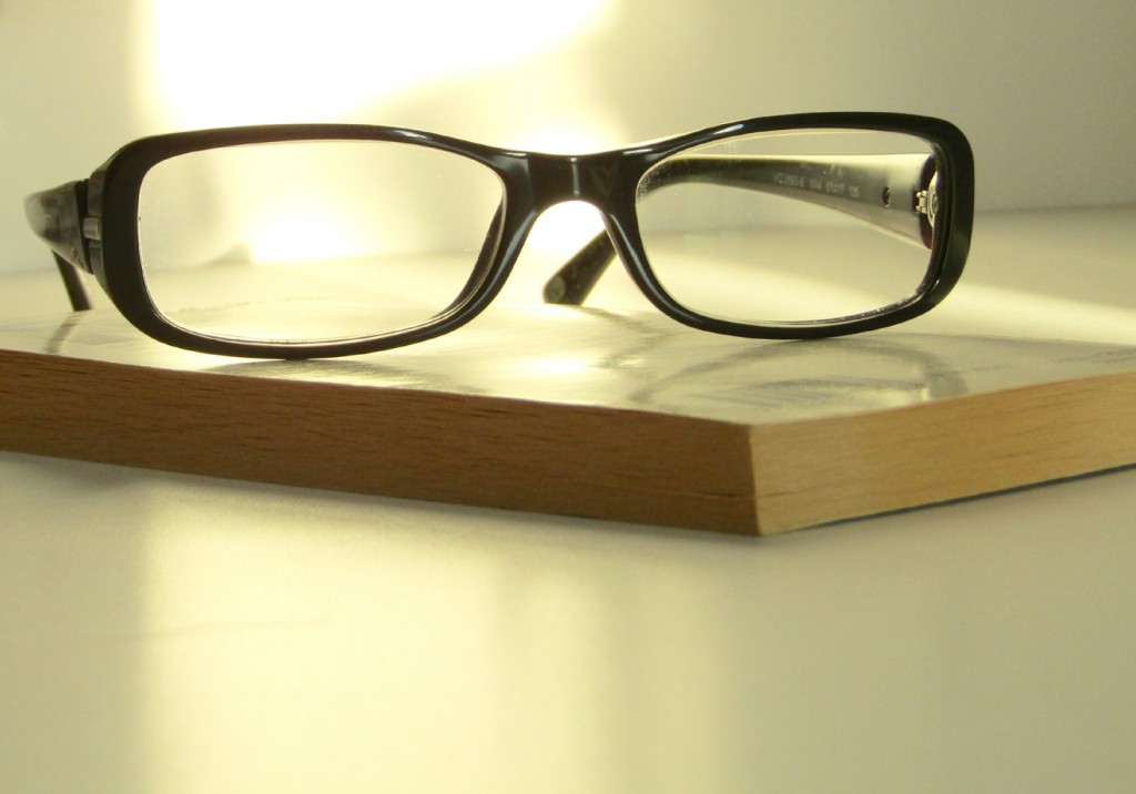 lunettes-livre-de-poche-1024x716